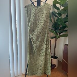 Women’s Zara Dress. Size Large